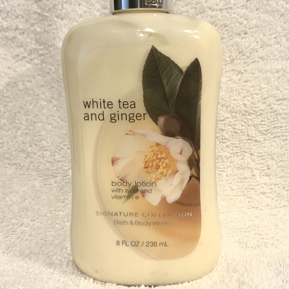 Bath & Body Works White Tea and Ginger Body Lotion 8 Oz .